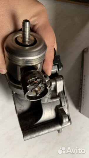 Вакумный насос VAG 06K145100B