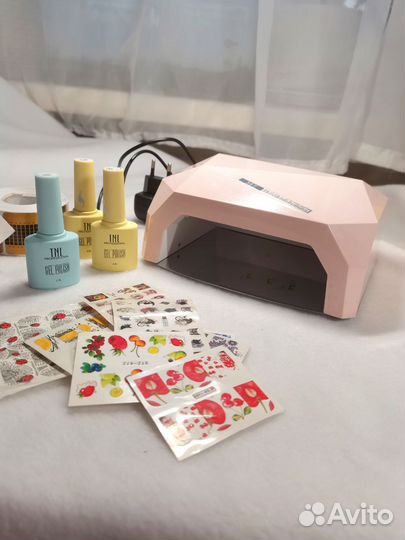 Печка для маникюра, гель лак, наклейки для ногтей