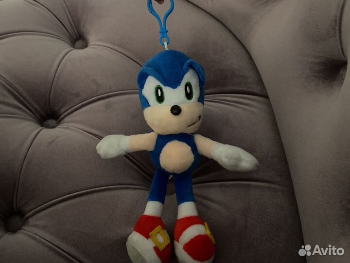 Игрушка-брелок соник