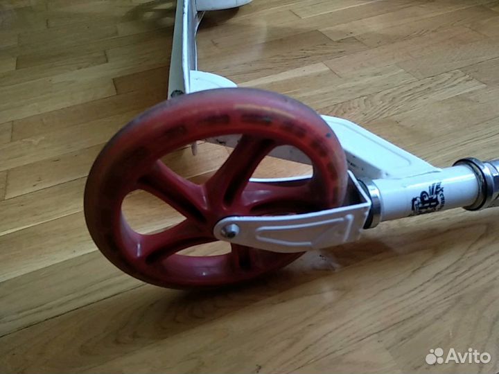 Самокат Tarmac pro 2000