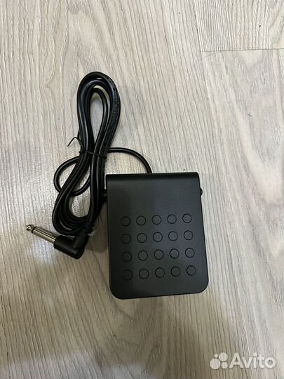 Педаль сустейна