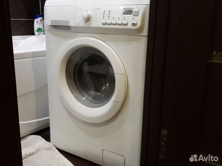 Стиральная машина бу узкая Electrolux 3,5 кг
