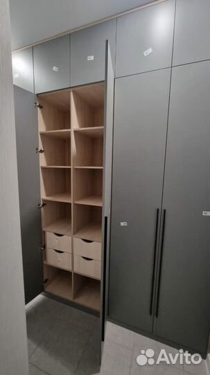 Шкаф в прихожую