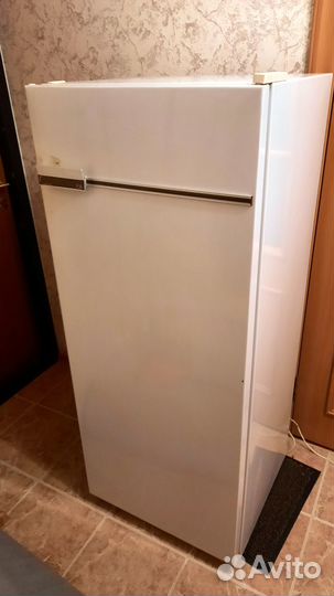 Холодильник Бирюса 6 кш 280 рабочий