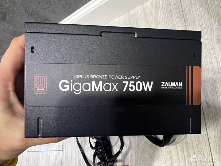 Блок питания Zalman GigaMax 750W