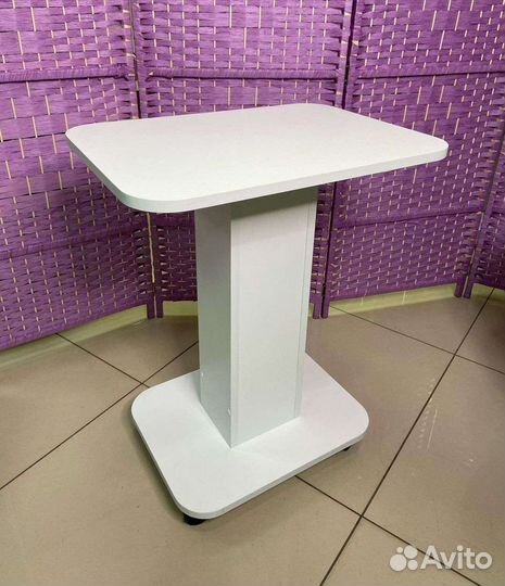 Столик тележка