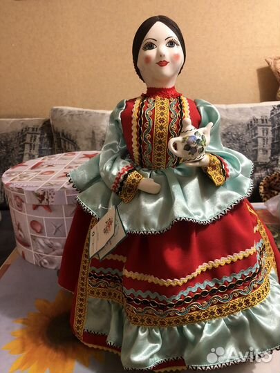 Кукла грелка на чайник