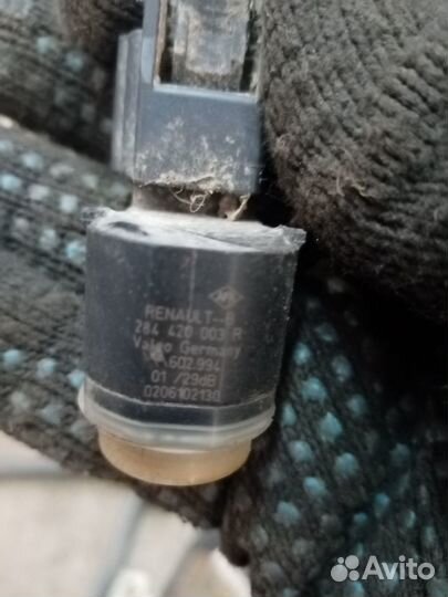 Датчик парковки на Рено Флюенс 2011 год