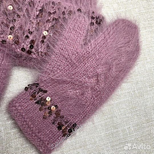 Шапка и варежки из ангоры