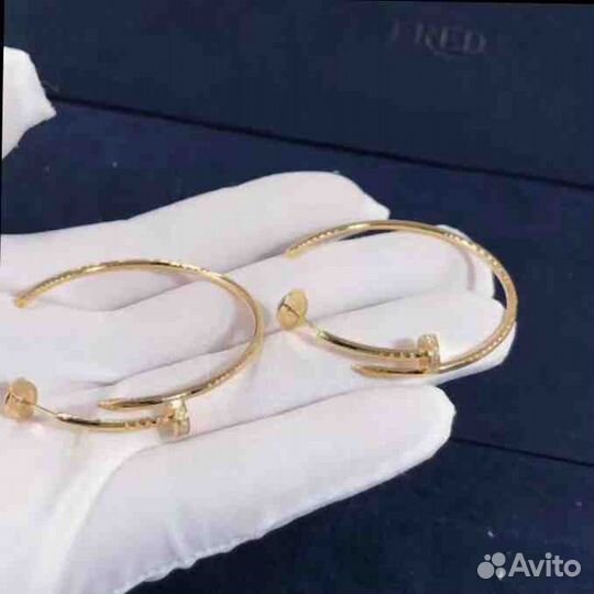 Серьги из золота Картье 0.17ct