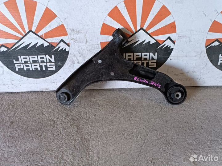 Рычаг нижний передний правый Suzuki Grand Vitara