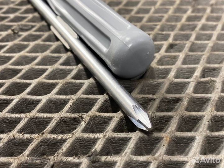 Отвертка Bmw X5 E53 M54 2004