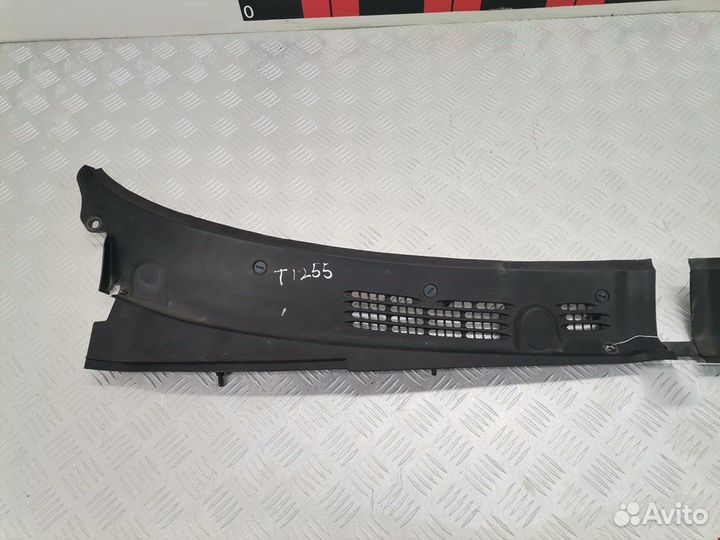 Дождевик (жабо) для Peugeot-Citroen Partner 1