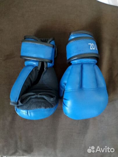 Боксерские перчатки детские 10 oz