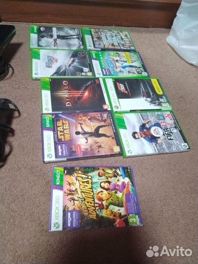 Xbox 360e freeboot 250gb+kinect