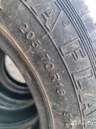 ACCU-TRAC 40K 205/70 R16 125N
