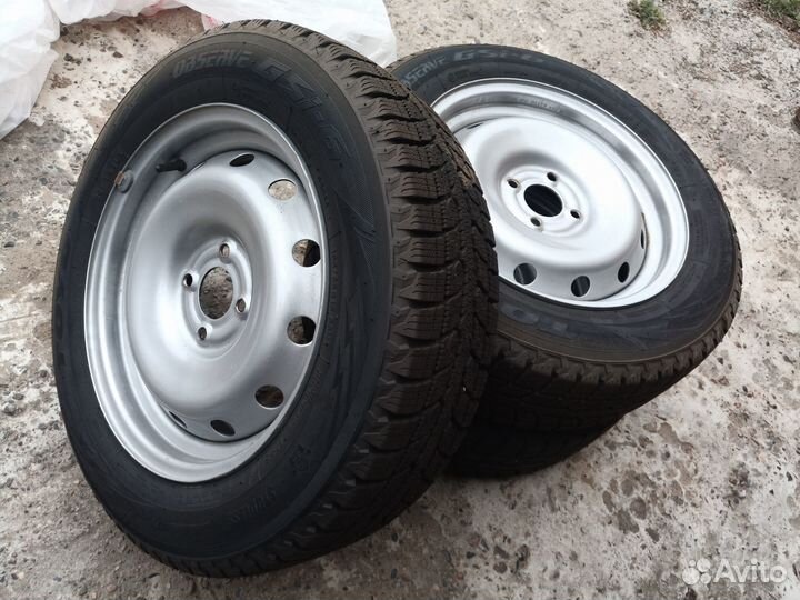 Колеса 185/65/R15 зимние в сборе Toyo