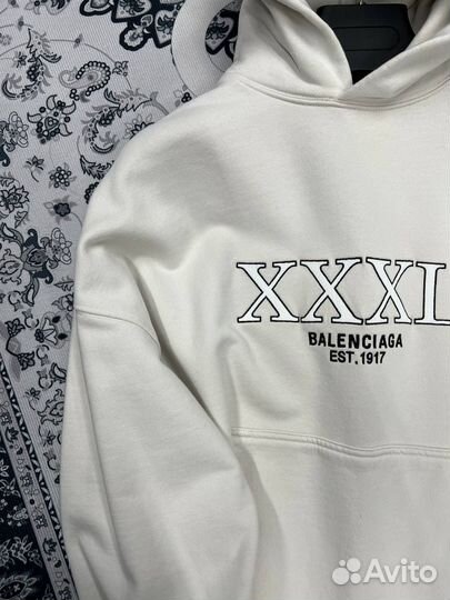 Худи Balenciaga