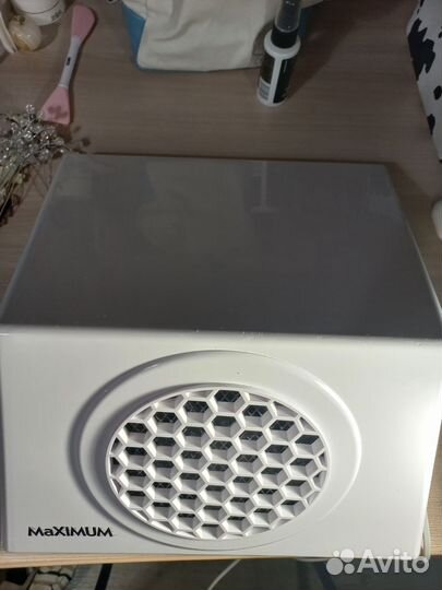 Вытяжка для маникюра