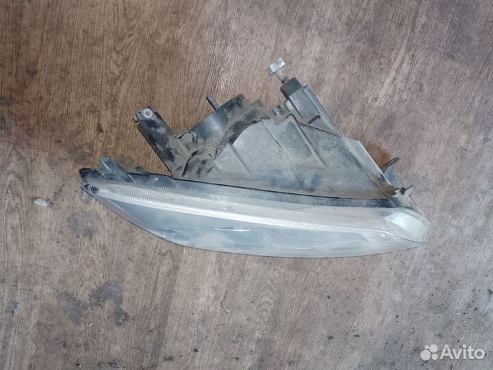 Фара правая лада гранта