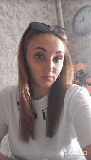 Продавец кассир и консультант