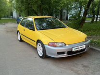 Honda Civic 1.3 MT, 1995, 300 000 км, с пробегом, цена 450 000 руб.