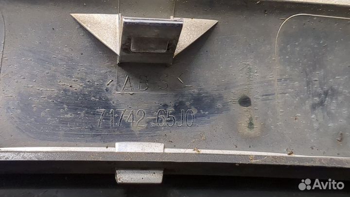 Решетка радиатора Suzuki Grand Vitara, 2008