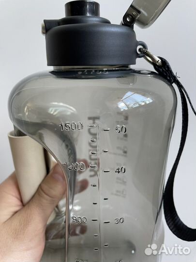 Спортивная бутылка