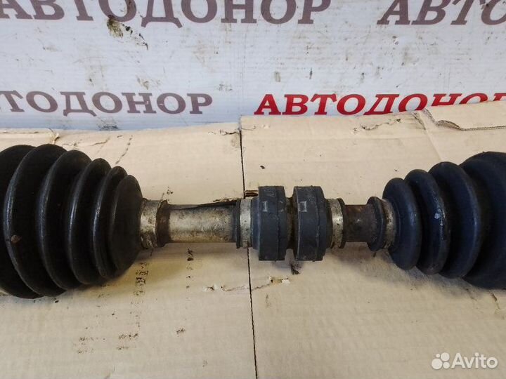 Полуось привод передний левый Nissan Primera P12