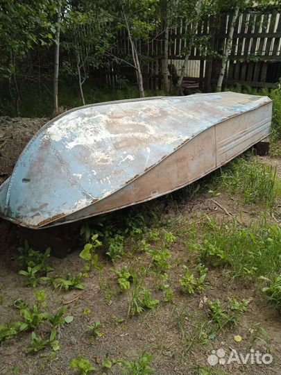 Моторная лодка
