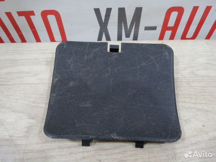 Заглушка LADA Vesta