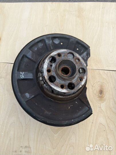 Задний поворотный кулак на Mersedes w212 e212