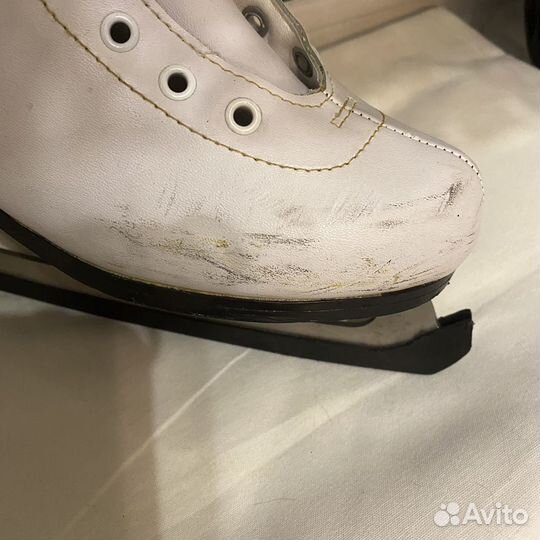 Коньки фигурные