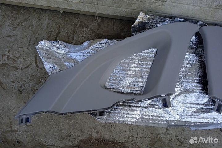 Обшивка форточки задняя Renault Kaptur