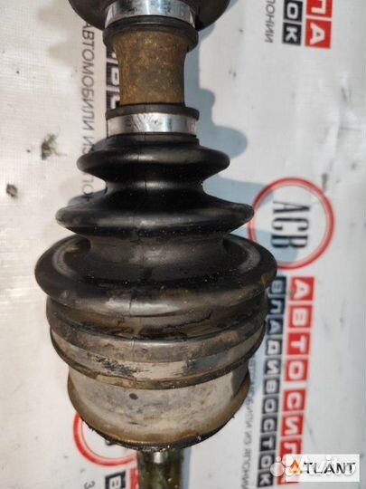 Привод передний правый toyota hiace regius