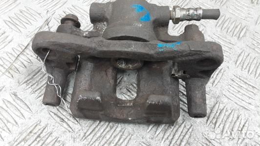 Суппорт тормозной задний правый mitsubishi lancer