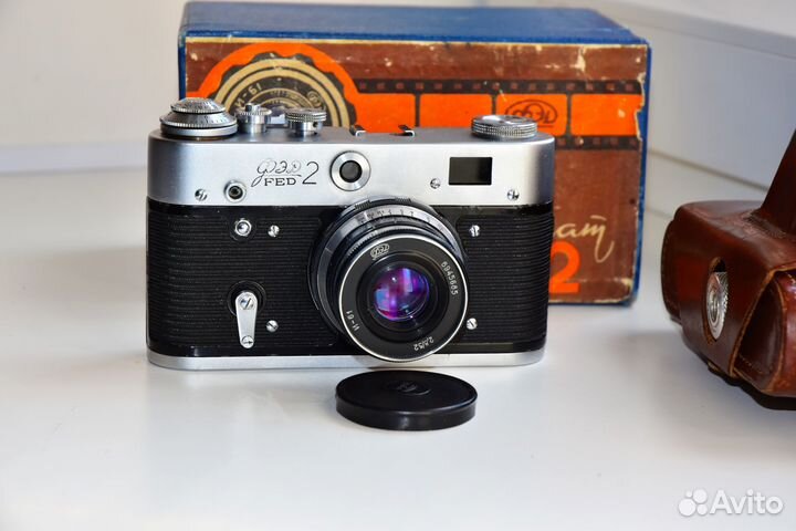 Фэд-2 курковый дальномерный фотоаппарат из СССР