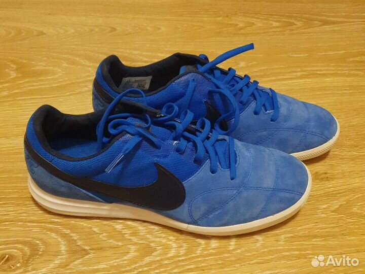 Футзалки nike