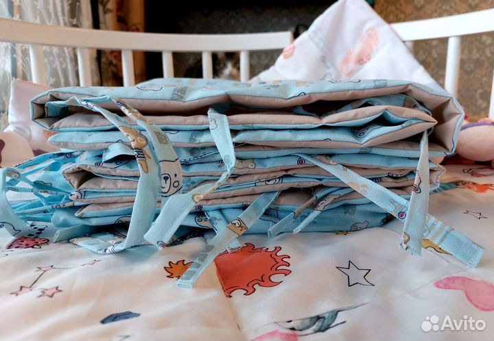 Бортики в кроватку новые