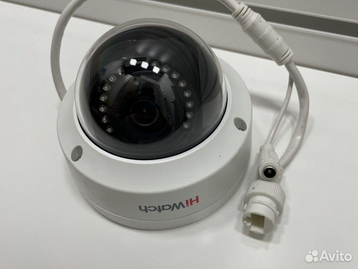 Камера видеонаблюдения купольная HiWatch DS-i252