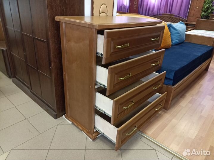 Комод из массива березы