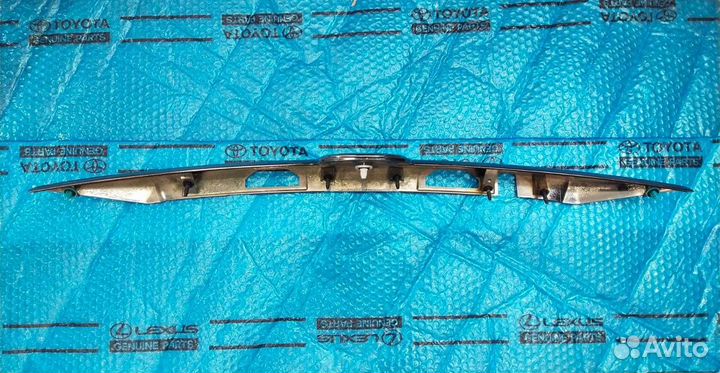 Накладка багажника Камри 50