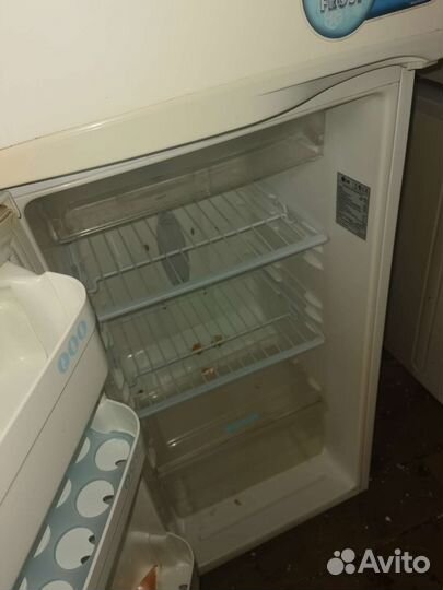 Холодильник на запчасти