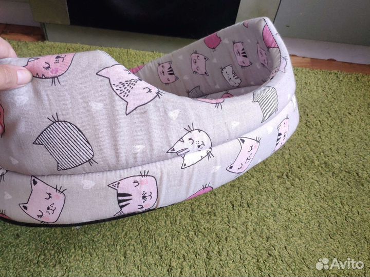 Лежанка для собак и кошек