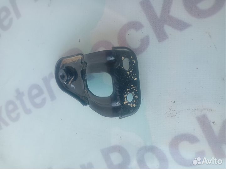 Кронштейн Geely Coolray