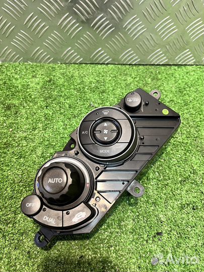 Блок управления климат-контролем Хонда Цивик 5д