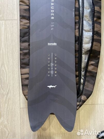 Сноуборд Borealis Marauder 154