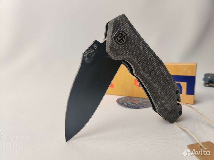 Складной нож Petrified Fish