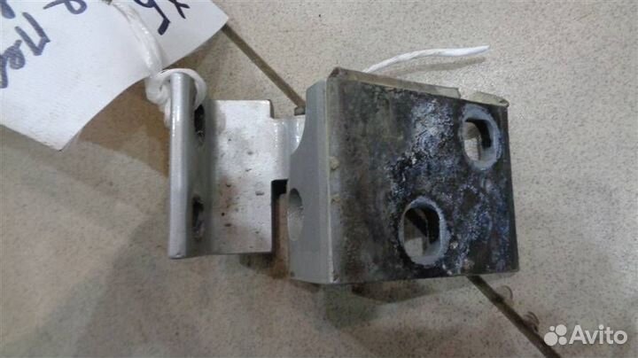 Петля двери передней левой нижняя BMW X5 E53 1999