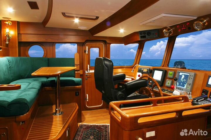 Траулерная яхта Selene 54